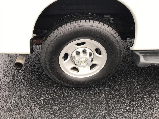 2023 Chevrolet Express Passenger RWD 3500 Extended Wheelbase LS