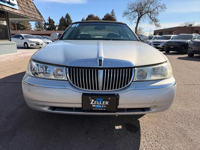 2001 Lincoln Town Car Cartier