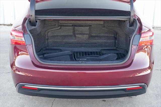2018 Toyota Avalon Hybrid XLE Premium