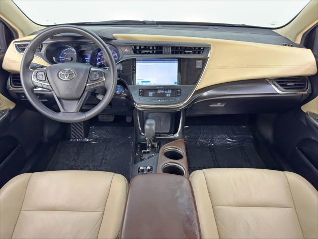 2018 Toyota Avalon Hybrid XLE Premium