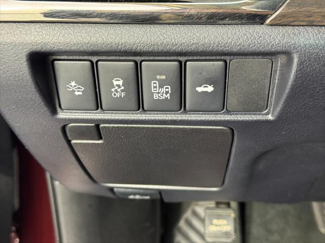 2018 Toyota Avalon Hybrid XLE Premium