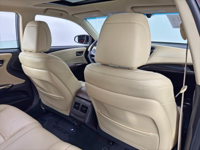 2018 Toyota Avalon Hybrid XLE Premium