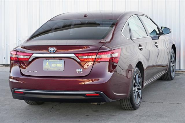 2018 Toyota Avalon Hybrid XLE Premium