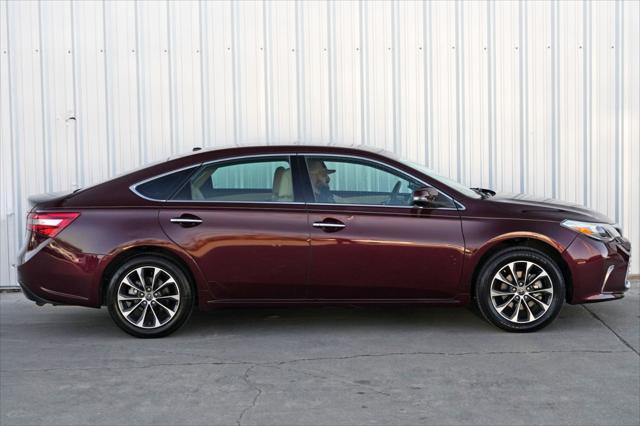 2018 Toyota Avalon Hybrid XLE Premium