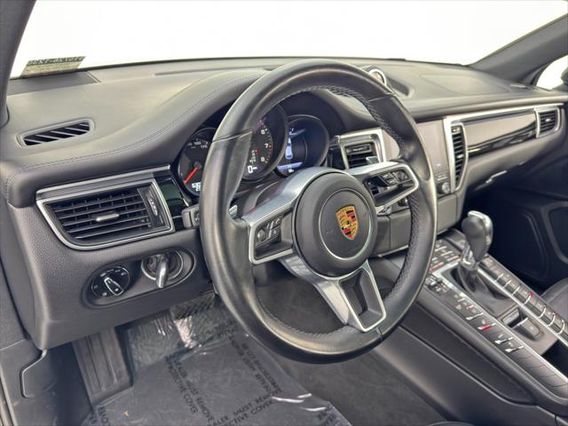 2018 Porsche Macan Unknown