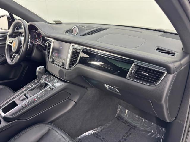 2018 Porsche Macan Unknown