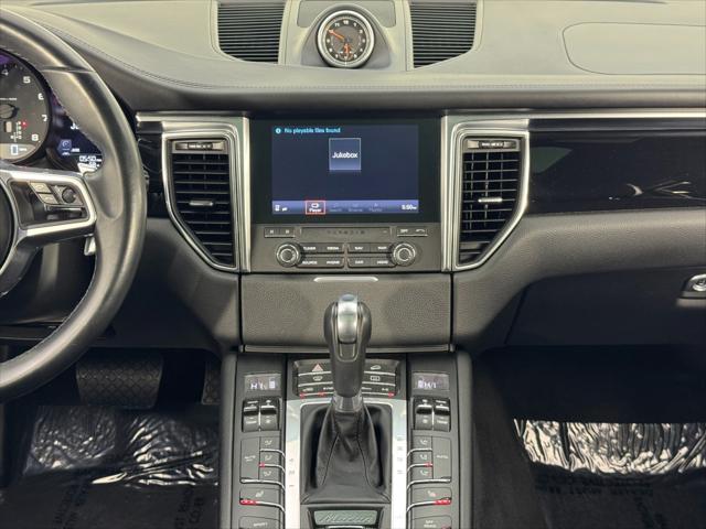 2018 Porsche Macan Unknown