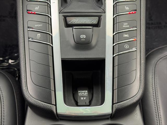 2018 Porsche Macan Unknown