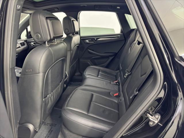2018 Porsche Macan Unknown