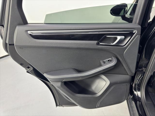 2018 Porsche Macan Unknown