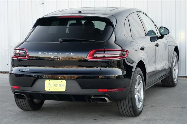 2018 Porsche Macan Unknown