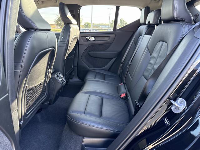 2024 Volvo XC40 B5 Plus Bright Theme