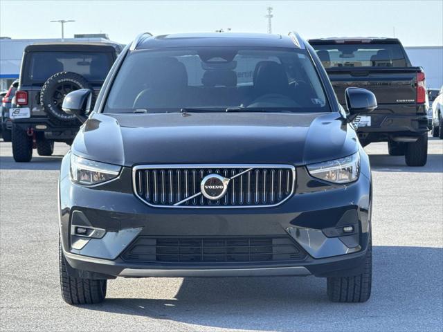 2024 Volvo XC40 B5 Plus Bright Theme