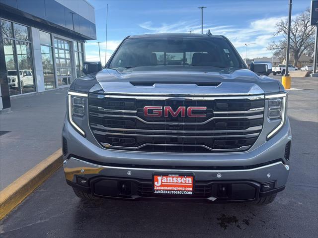 2026 GMC Sierra 1500 Crew Cab, Standard Bed, SLT, 4WD