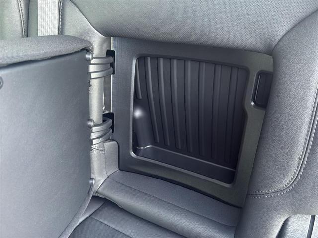 2026 GMC Sierra 1500 Crew Cab, Standard Bed, SLT, 4WD