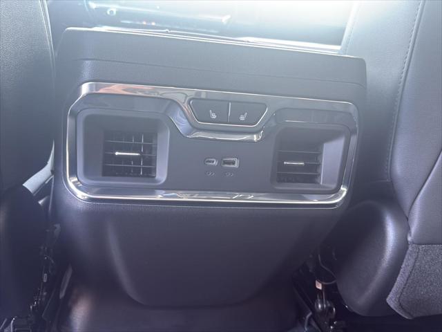 2026 GMC Sierra 1500 Crew Cab, Standard Bed, SLT, 4WD