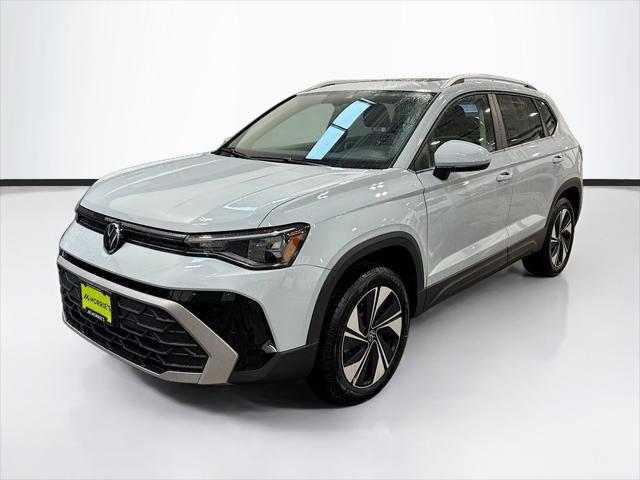 2026 Volkswagen Taos SE for sale in La Crosse, WI