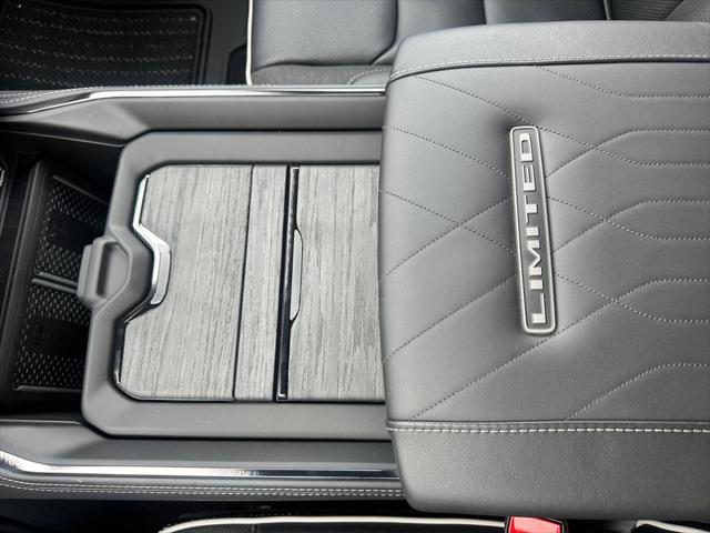 2026 Ram 1500 Limited Crew Cab 4x4 5'7" Box