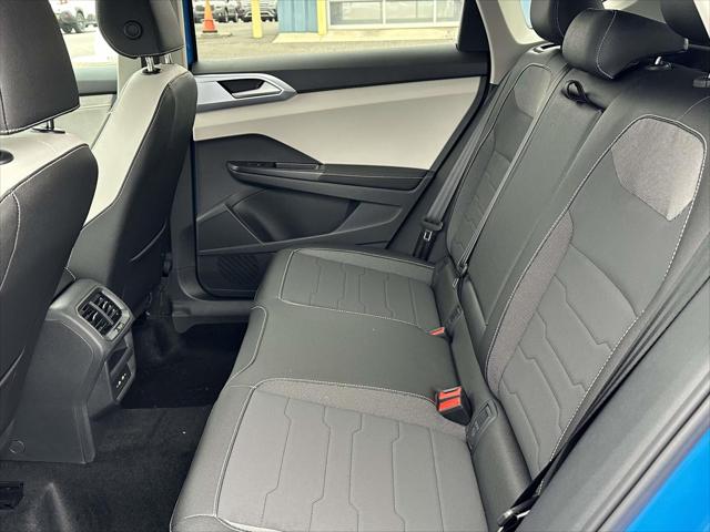 2026 Volkswagen Taos SE