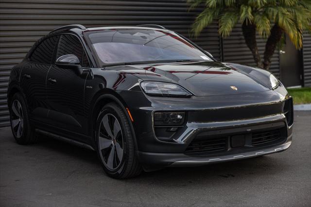 2025 Porsche Macan Electric 4