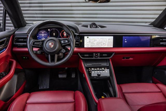2025 Porsche Macan Electric 4