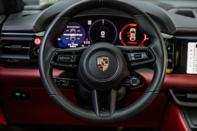 2025 Porsche Macan Electric 4
