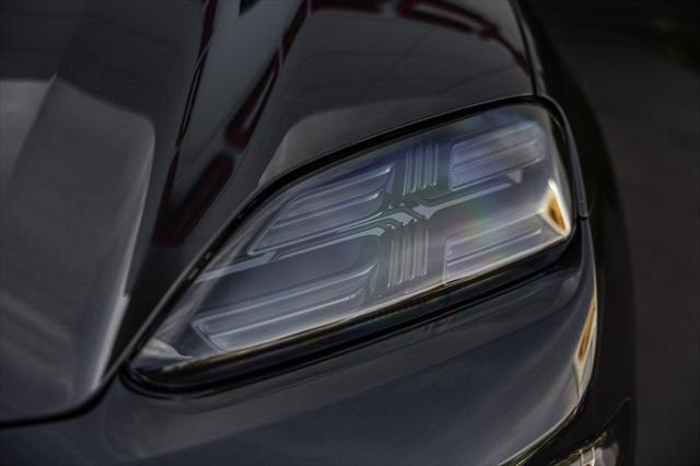 2025 Porsche Macan Electric 4