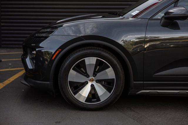 2025 Porsche Macan Electric 4