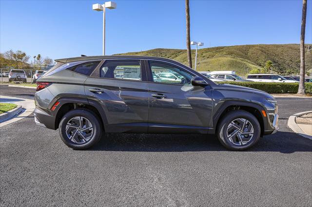 2026 Hyundai Tucson Hybrid Blue SE
