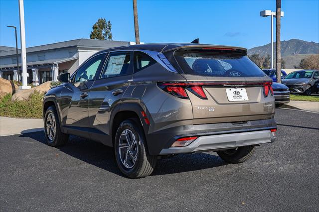 2026 Hyundai Tucson Hybrid Blue SE