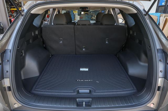 2026 Hyundai Tucson Hybrid Blue SE