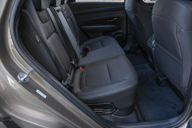 2026 Hyundai Tucson Hybrid Blue SE