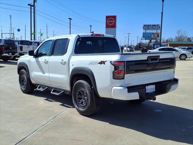 2025 Nissan Frontier Crew Cab PRO-4X 4x4