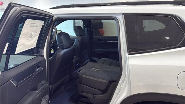2026 GMC Acadia Elevation AWD