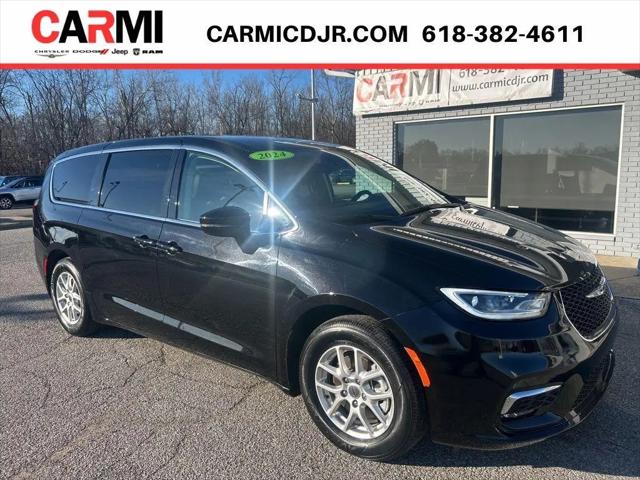 2024 Chrysler Pacifica Touring L for sale in Carmi, IL