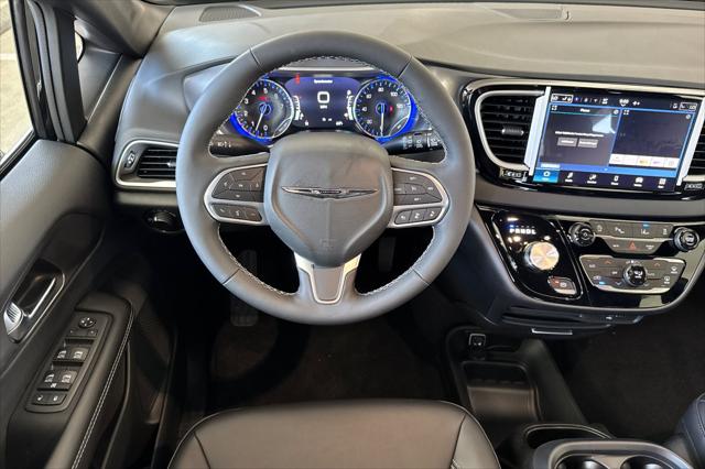 2026 Chrysler Voyager LX