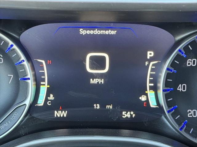 2026 Chrysler Pacifica Select AWD