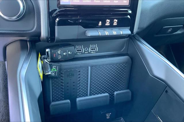2026 Ram 1500 Lone Star Crew Cab 4x4 5'7" Box