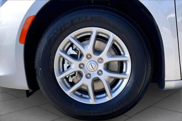 2026 Chrysler Voyager LX