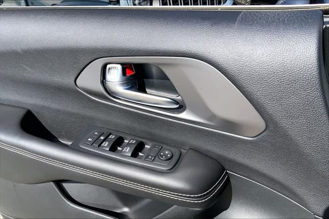 2026 Chrysler Voyager LX