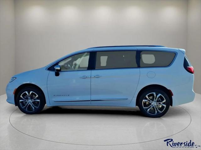 2026 Chrysler Pacifica Pinnacle AWD
