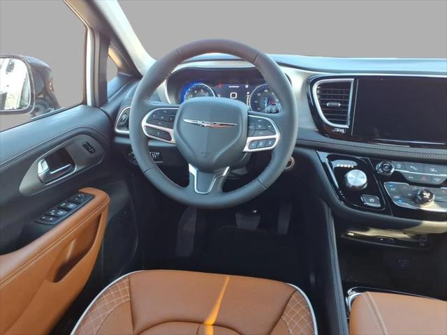 2026 Chrysler Pacifica Pinnacle AWD