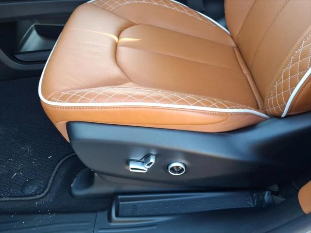 2026 Chrysler Pacifica Pinnacle AWD