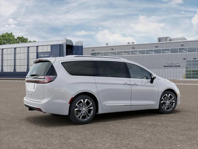 2026 Chrysler Pacifica Pinnacle AWD