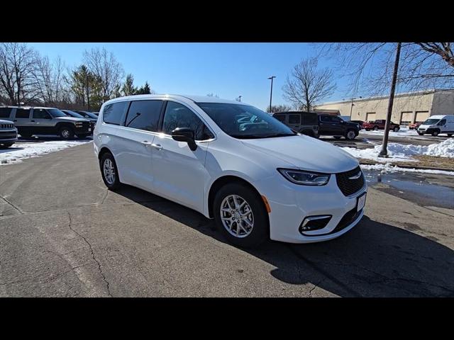 2026 Chrysler Pacifica PACIFICA SELECT