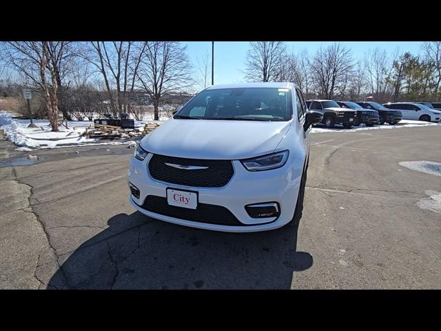 2026 Chrysler Pacifica PACIFICA SELECT