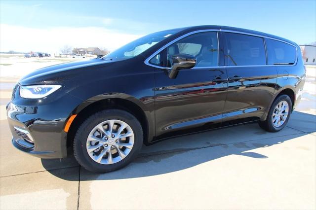 2026 Chrysler Pacifica Limited AWD