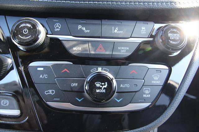 2026 Chrysler Pacifica Limited AWD