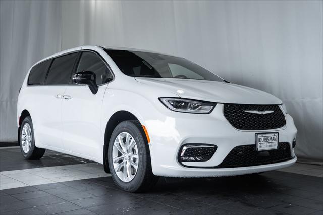 2026 Chrysler Pacifica PACIFICA SELECT AWD