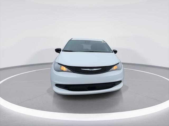 2026 Chrysler Voyager VOYAGER LX